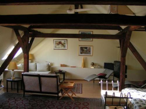 Family Double Room,18011804:JPEG